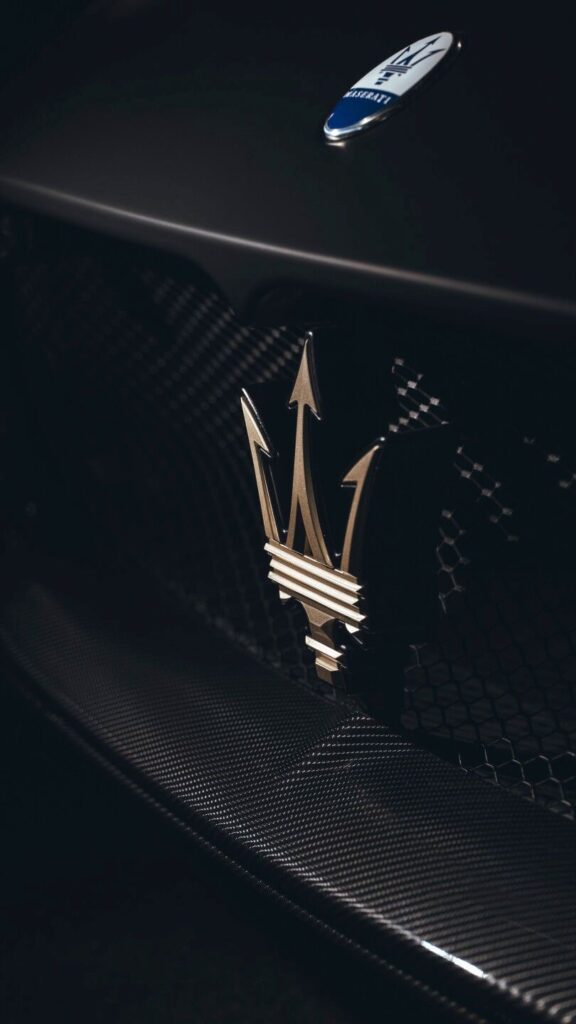 Maintenance of Ferrari and Maserati: How to Avoid Losing Thousands Due to Non-OEM Parts