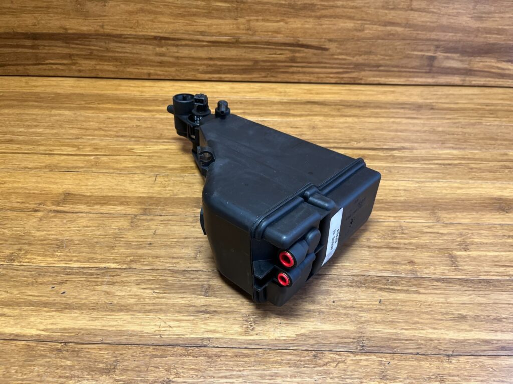 1996-2003 Volkswagen Beetle Jetta Golf Vapor Canister Genuine 1HM201799 OEM