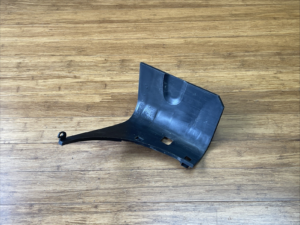 2001-2006 BMW M3 E46 Radiator Air Duct Shroud Trim Front Right Side OEM *NOTE*