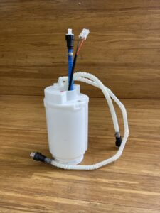 2004-2006 Volkswagen Touareg Right In-Tank Fuel Pump Module 7L6919087G OEM