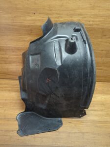 2006-2010 Mercedes R-Class W251 Front Right Rearward Fender Liner Cover OEM