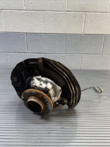 2006-2016 BMW 135i E88 RWD Front Left Spindle Knuckle Hub 81k OEM