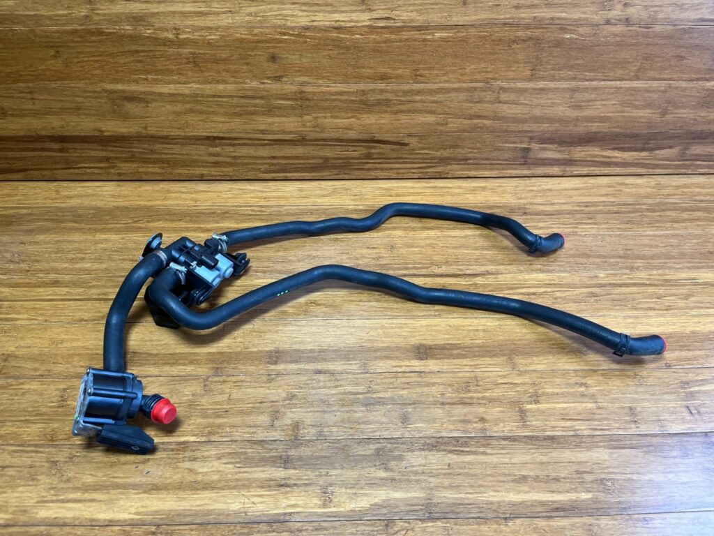 2008-2019 BMW X6M F86 Coolant Water Pump Unit W/ Hose Line 84k Miles OEM