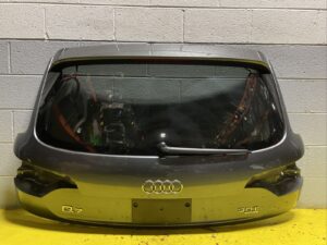2010-2015 Audi Q7 4L Gray Rear Trunk Lid LiftGate Hatch Assembly OEM *NOTE*