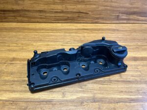2012-2014 Volkswagen Passat B7 (3C) 2.0L TDI Diesel Engine Valve Cover OEM