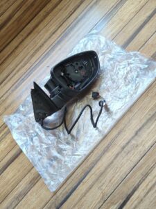 2012-2015 Volkswagen Passat Right Side Mirror Assembly OEM 561857508N9B9