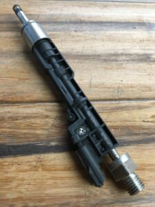 2012-2021 BMW M2 M4 Fuel Injector OEM Car Engine Part Nozzle 7639994 Genuine