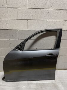 2013-2015 BMW X1 E84 Front Driver Side Complete Door Assembly Gray OEM*note