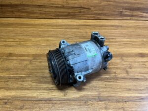 2013-2017 Maserati Levante M161 3.0L A/C Air Conditioning Compressor OEM *NOTE*