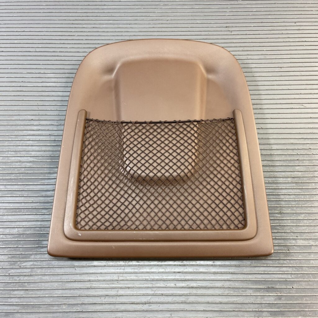 2013-2018 Audi Q3 8U Seat Back Panel W/ Net Brown Front Left or Right OEM *NOTE*