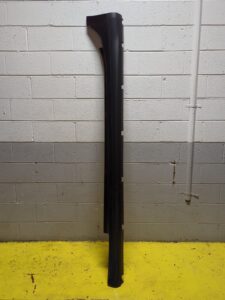 2014-2014 Maserati Ghibli S Q4 Left Side Skirt Moulding Trim Panel Black OEM