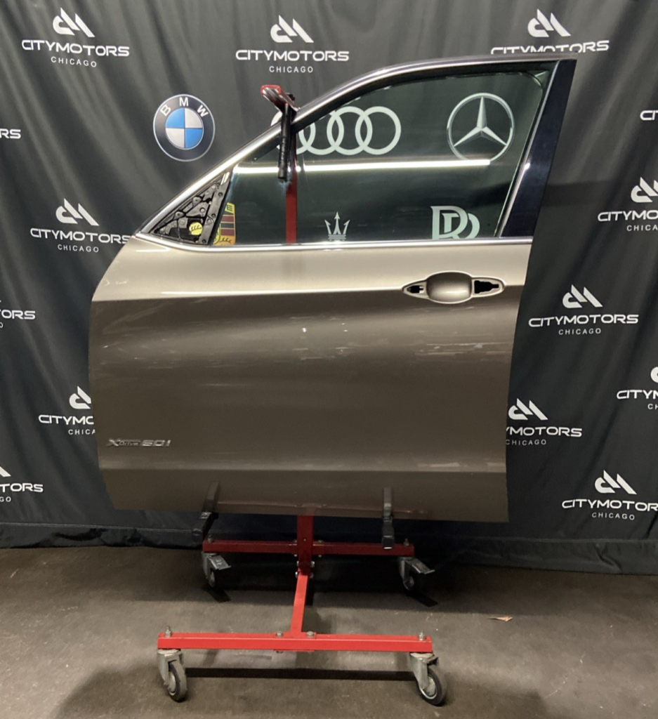 2014-2018 BMW X5 F15 Door Shell W/ Glass Front Left Atlas Cedar C2P OEM *NOTE*
