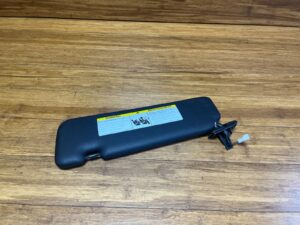 2014-2020 BMW M4 F83 Sun Visor Shade Convertible Front Right Side 7325426 OEM