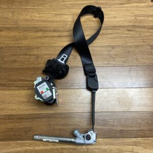 2014-2024 Maserati Ghibli Front Right Seat Belt Retractor 627069500 OEM