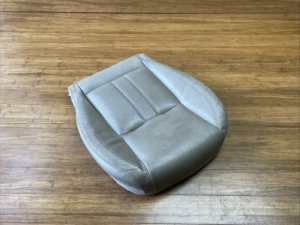 2015-2017 Land Rover Discovery L550 Front Right Seat Bottom Cushion Almond OEM