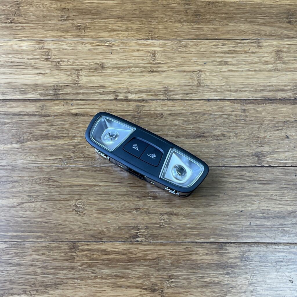 2015-2018 Audi Q3 8U Interior Roof Headliner Courtesy Dome Light Lamp Rear OEM