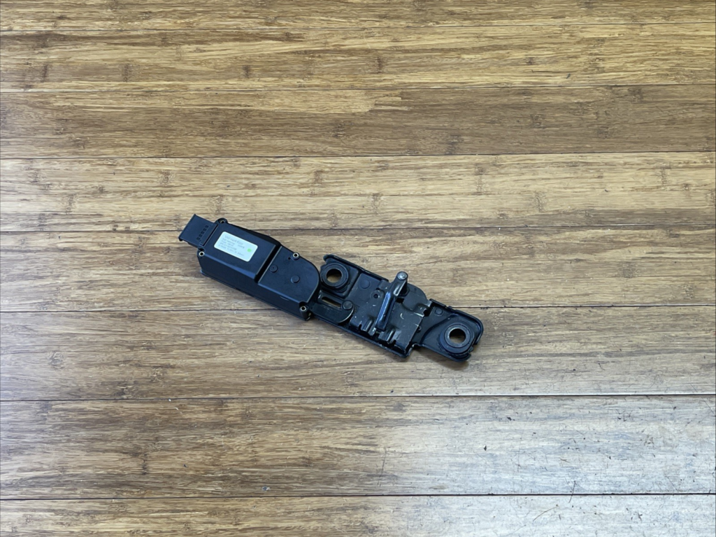 2015-2018 Audi Q3 8U Trunk Latch Lock Actuator Rear Side 4F9827383H OEM