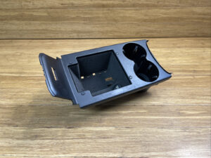 2015-2018 Porsche Macan Center Console CupHolder Compartment Box OEM *NOTE*