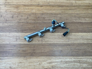 2015-2020 Ferrari California T Fuel Rail Injector 3K Miles OEM Fuel Line