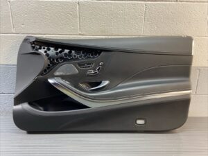 2015-2021 Mercedes S550 C217 Coupe Front Right Door Card Panel OEM *NOTE*
