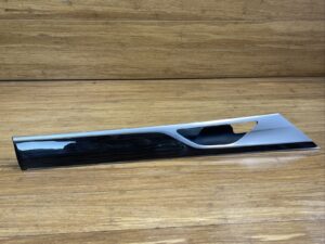 2016-2019 BMW G12 G11 740I 750i Left Rear Interior Door Trim OEM *NOTE*