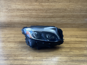 2016-2021 Mercedes GLC63 C253 Front Right Headlight A2539062001 OEM *NOTE*