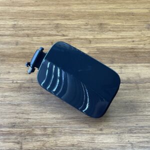 2016-2025 BMW M2 G87 Fuel Gas Tank Flap Lid Cover Black 475 OEM *NOTE*