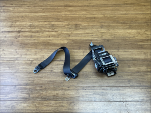 2017-2018 Mercedes C300 C205 Front Left Seatbelt Seat Belt Black Unit OEM