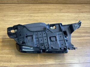 2017-2018 Mercedes C300 C43 C63 Rear Left Exhaust Tail Pipe W/ Bracket OEM
