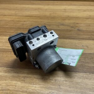 2017-2019 Jaguar F-Pace X761 ABS Pump Control Module Unit KK8314F447GA OEM