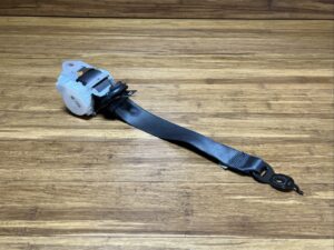 2017-2023 Rolls Royce Dawn RR6 Rear Left Side Seat Belt Retractor 7425109 OEM
