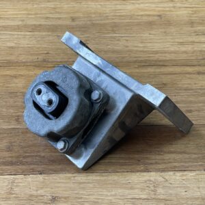 2017-2024 Maserati Ghibli M157 Transmission Mount Bracket Engine Support OEM