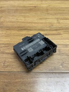 2018-2020 Audi Q5 Front Right Passenger Side Door Control Module Unit OEM