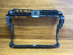 2018-2020 Volkswagen Atlas Radiator Support Carrier Frame Front Side OEM *NOTE*