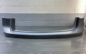 2018-2020 Volkswagen Atlas Rear Bumper Cover Upper Trim Primed OEM *NOTE*