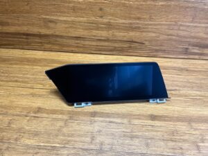 2019-2023 BMW X7 G07 GPS Navigation Display Screen Monitor Unit Front Side OEM