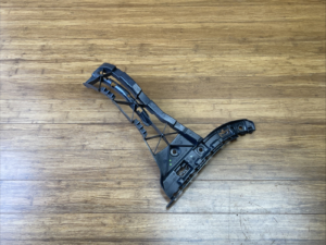 2019-2023 Mercedes C300 C205 Rear Right Side Bumper Bracket Cover Unit OEM