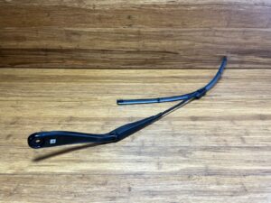 2019-2026 BMW X7 G07 Windshield Wiper Arm Front Left Side 25K Miles OEM