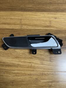 2020-2021 Volkswagen Passat Right Rear Interior Door Handle Speaker OEM