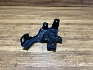 2023-2026 BMW X1 U11 Front Left Side Fender Mount Bracket Jet Black 668 OEM