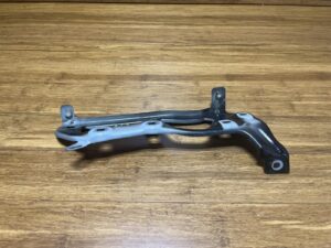 2023-2026 BMW X1 U11 Front Right Side Fender Mount Bracket Jet Black 668 OEM
