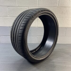 2023 Michelin Pilot Sport 4 S 275/30ZR21 98Y Summer Tire 6mm Tread OEM *NOTE*