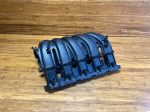 2005-2014 Volkswagen Golf Jetta Mk5 Mk6 2.5L L5 Gas Engine Intake Manifold OEM