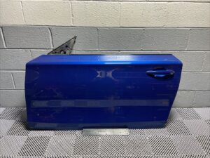 2006-2013 BMW E88 135i Front Left Door Panel Shell Lemans Blau OEM *NOTE*