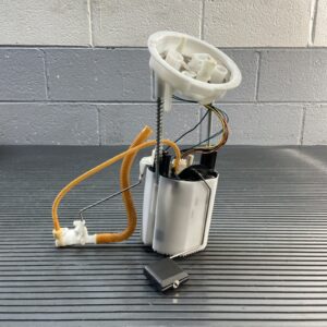 2008-2013 BMW M3 E92 4.0L Engine Fuel Pump Gas Sender Unit 100K Miles OEM