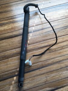 2008-2014 BMW X6 E71 Rear Right Liftgate Spindle Drive Strut Tailgate Boot OEM