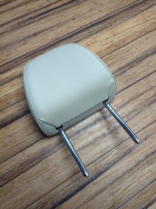 2011-2015 Volkswagen Jetta Front Left/Right Outer HeadRest Beige Leather OEM❄