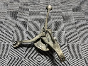 2011-2019 BMW 650i F12 Front Left Wheel Carrier Spindle Knuckle Hub OEM