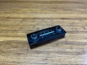 2014-2019 BMW X6M F86 A/C Climate Control Unit Switch Black Rear OEM *NOTE*
