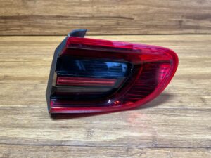 2015-2018 Porsche Macan S 95B Rear Right Side Inner Tail Light Lamp Genuine OEM
